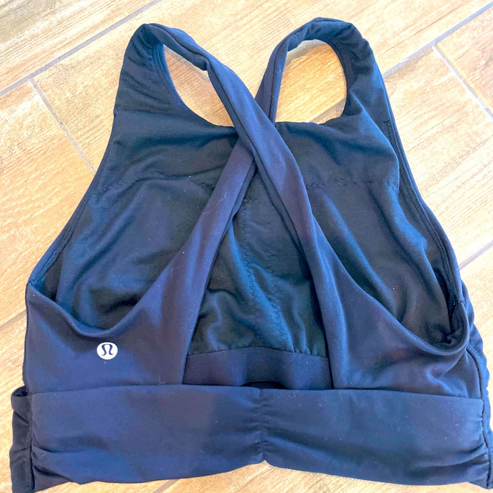 Lululemon athletica high neck sports bra
